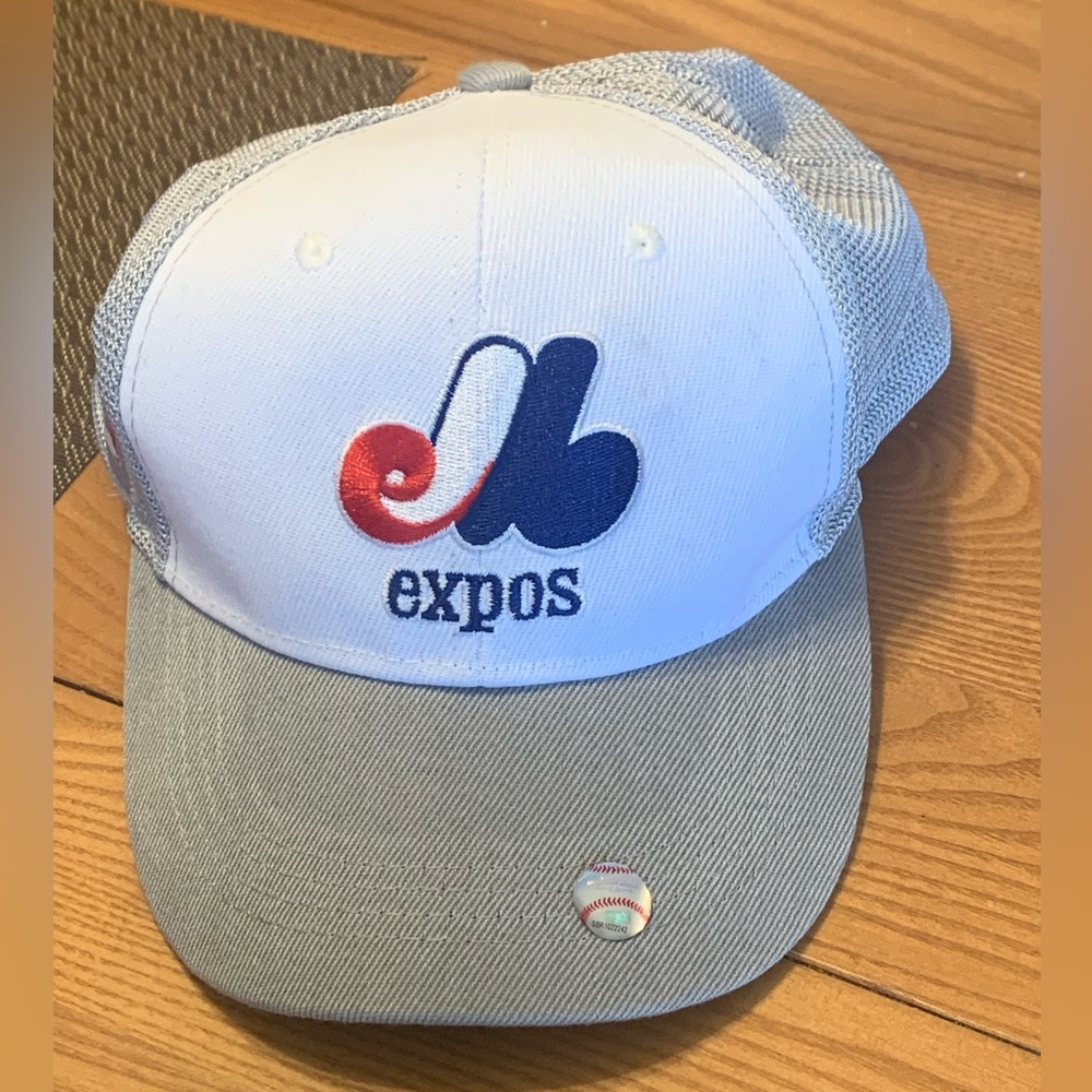 Casquette expo de Montréal